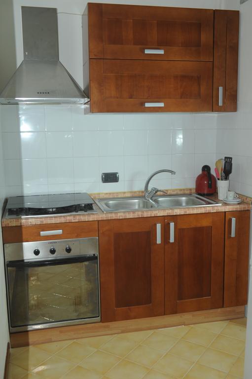Apartment Oltremarestudios Napoli Bagian luar foto