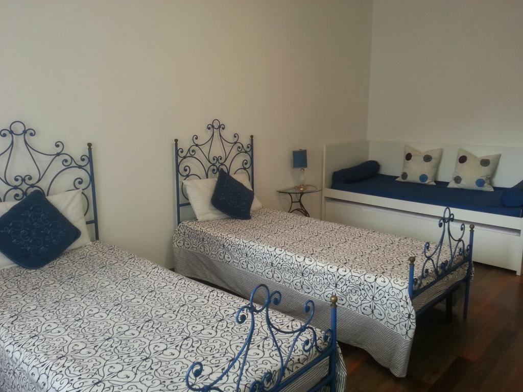 Apartment Oltremarestudios Napoli Bagian luar foto